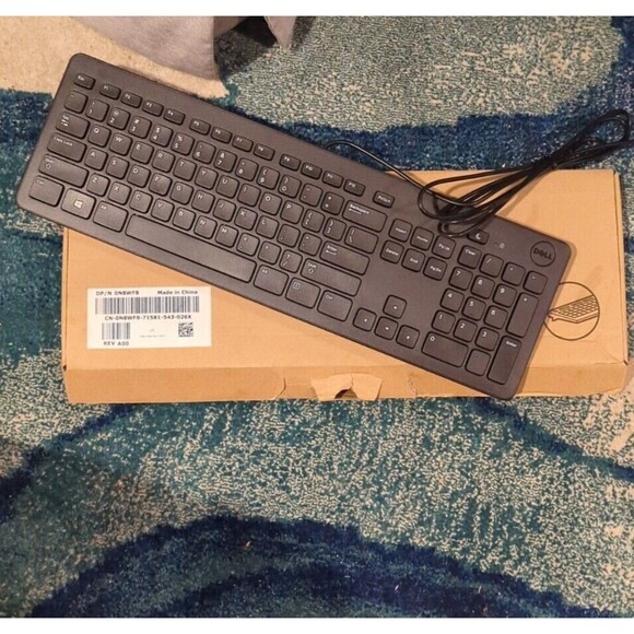 (NEW) Dell USB Keyboard CN-0N8WF8-71581-543-026X - Picture 1 of 5